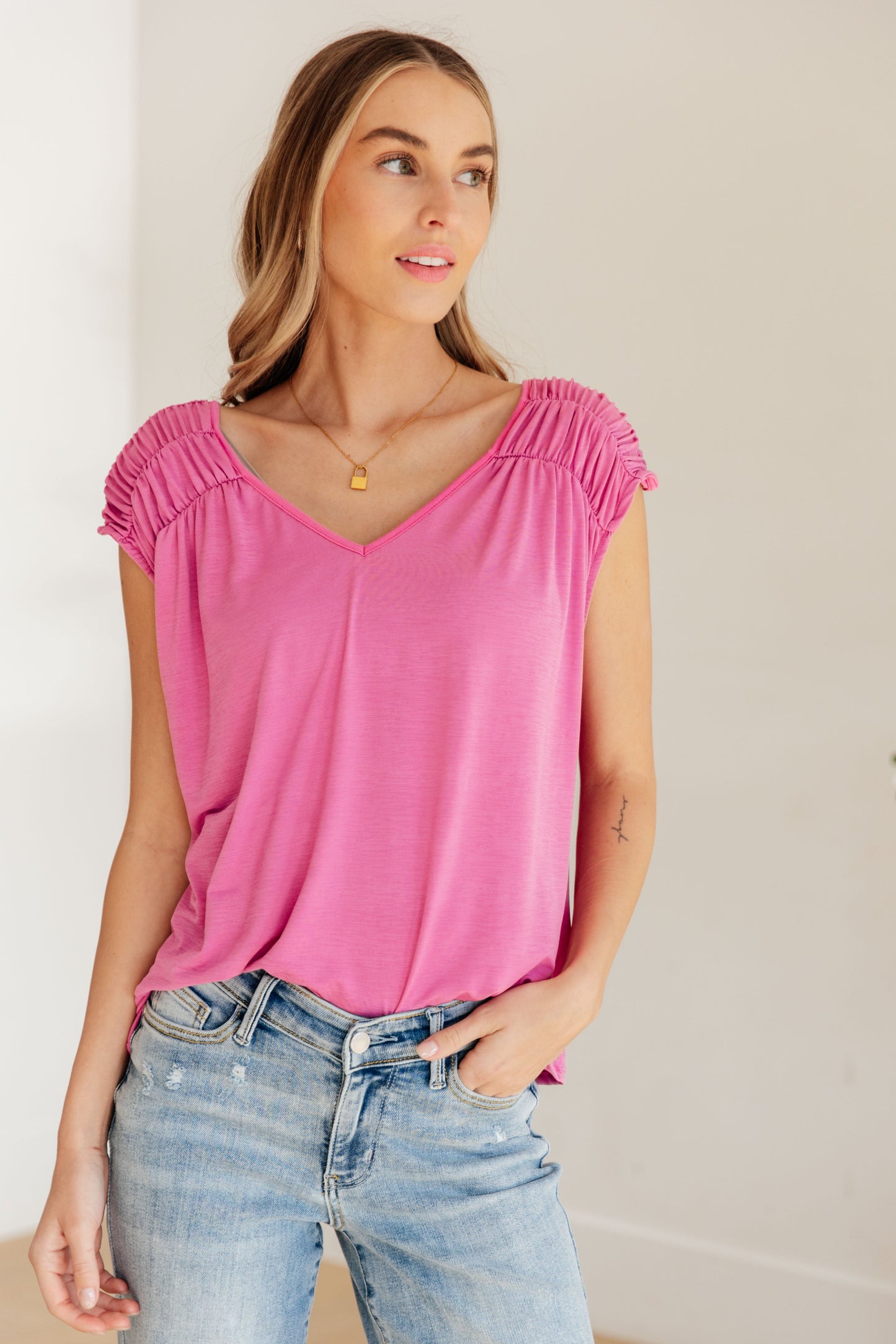 Ruched Cap Sleeve Top in Magenta