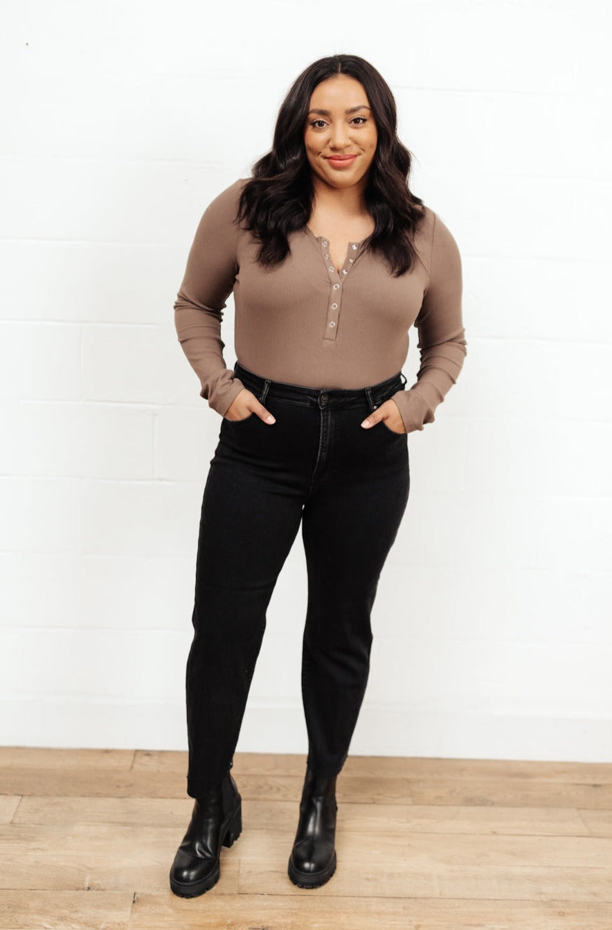 High Waist Mom Fit Jeans In Black