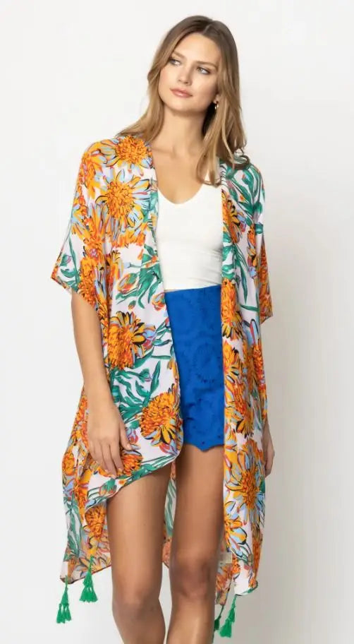 All Over Floral Print Kimono in Two Colors